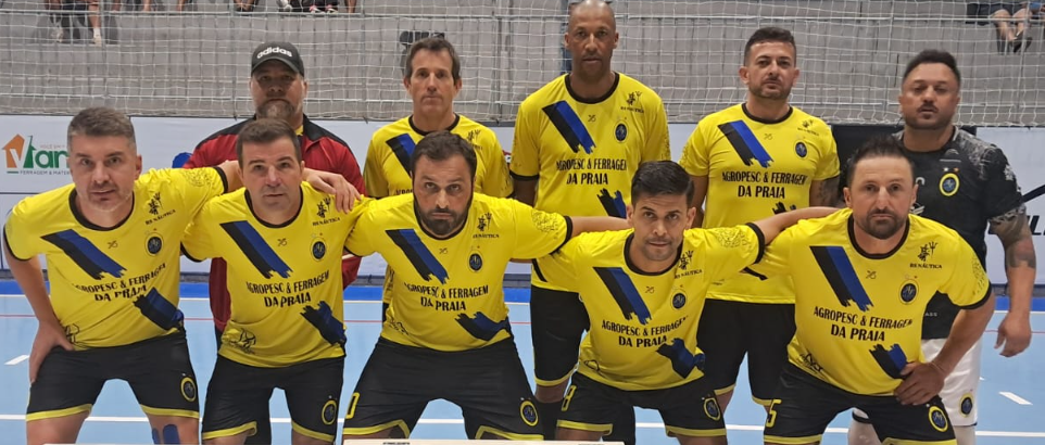 Time da AF da Praia (Capão) venceu Fut Quinta por 3 a 0 e garantiu a classificação para as semifinais do Veterano.
