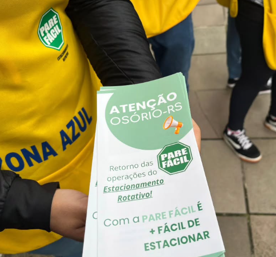 Grupo de ‘Amarelinhos’ realizou orientações a população na última quinta (30/10).