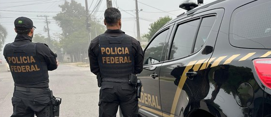 Operação da PF cumpre mandados no Litoral