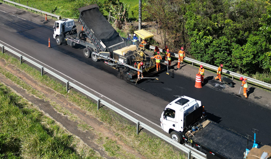 Rodovias recebem reforço nas equipes de pavimentação