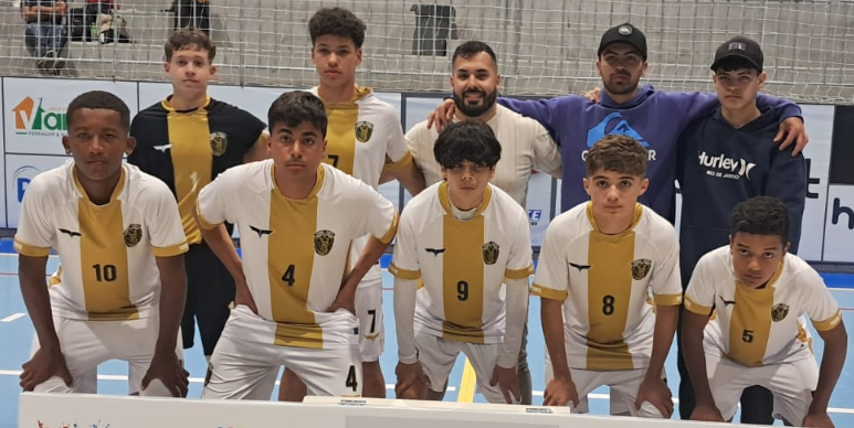 Com duas vitórias em duas partidas disputadas, Porto Futsal e Torre Forte garantiram a classificação antecipada para as semifinais do Sub-14.