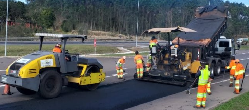 CCR e EGR realizam obras em estradas da região