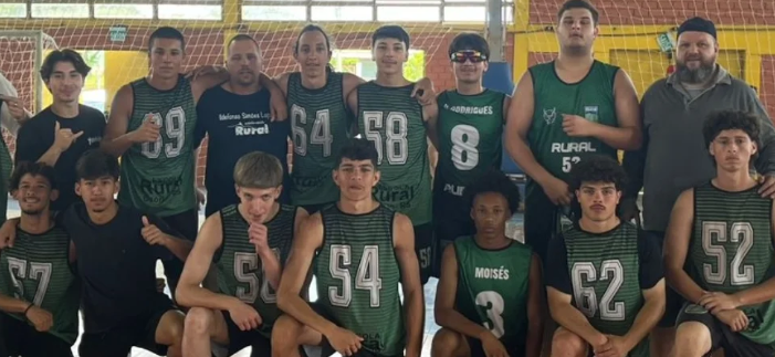 Equipes do Futsal Feminino (foto 1) e do Basquete Masculino (foto 2) e Feminino da Escola Rural irão representar Osório na fase Regional do Jergs.