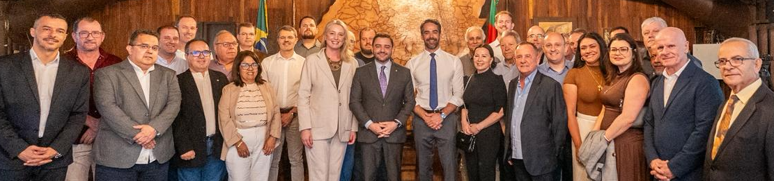 Governo do Estado se reúne com imprensa do Interior