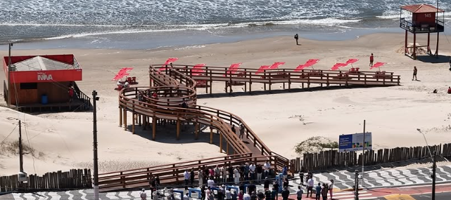 Inaugurado Mirante em praia de Tramandaí