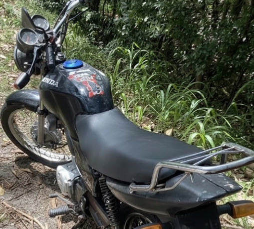 Polícia recupera veículos roubados em depósito do Detran