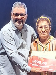 3ª - Margarida dos Santos (Rua Cônego Pedro Jacobs – Caravágio): 205 pontos.