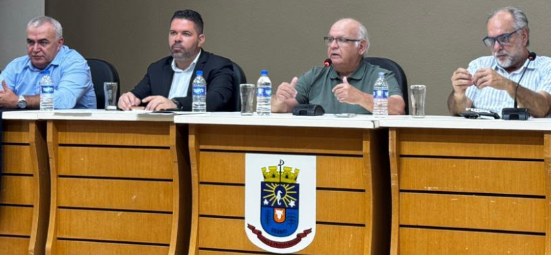 Empossados os novos diretores da Rede Municipal de Ensino