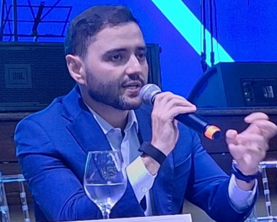 Vice-governador Gabriel Souza esteve presente no evento.