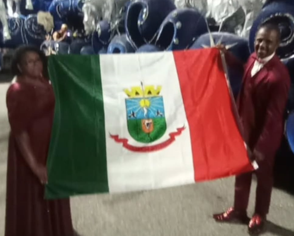 Casal osoriense participa de Carnaval no Rio de Janeiro