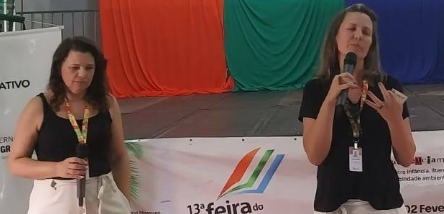 Feira do Livro reúne centenas de pessoas