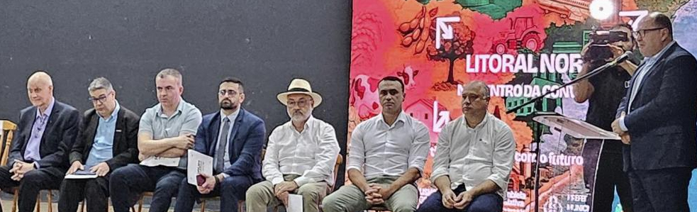 Abertura do Fórum Democrático realizado no município de Capão da Canoa contou com a participação de diversas autoridades da região.