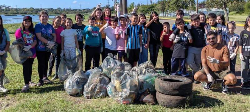 Estudantes participam de ação da Lagoa do Marcelino