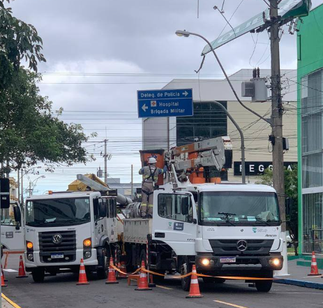 Equipe da CEEE realizaram trabalho na região central.