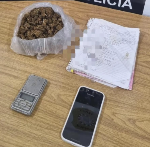 Homem com tornozeleira eletrônica é preso por tráfico