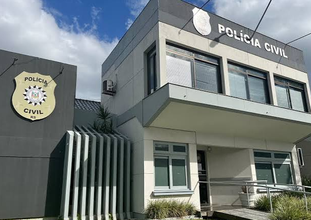 Homem foi ouvido na Delegacia local antes de ser levado a prisão. (CRÉDITO: PC)