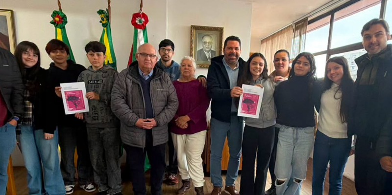 Estudantes da Ângelo Gamba são finalistas na Olimpíada Nacional de História