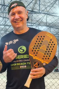 Carlos Santini foi campeão na Masculina 60+.