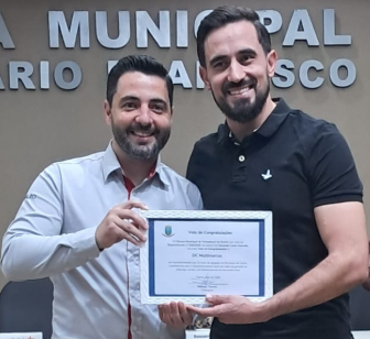 Empresário Pietro ao lado do vereador Lucas (MDB).